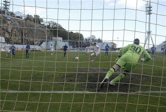 Rijeka - Dinamo 1-0 (poluvrijeme)                                                                                                                                                                                                               