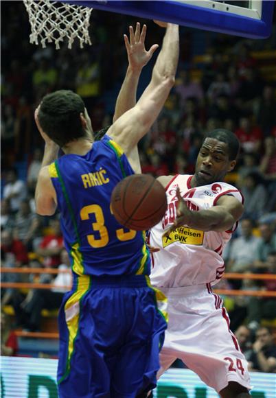 Prvenstvo Hrvatske za košarkaše, između  Cedevite i Zagreba                                                                                                                                                                                     