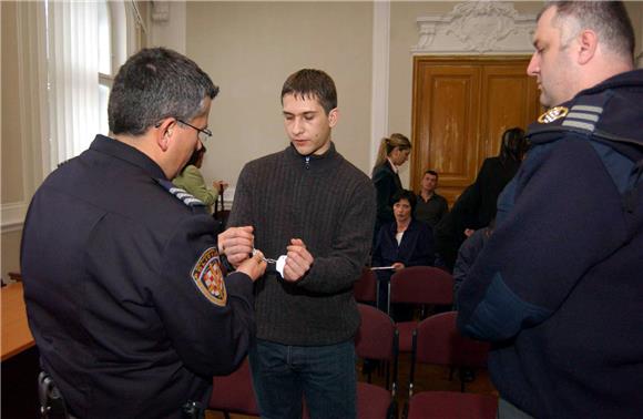 Jung nepravomoćno osuđen na 13 godina zatvora                                                                                                                                                                                                   