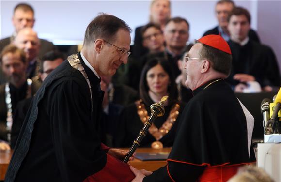 Josip Bozanić počasni doktor Sveučilišta u Zagrebu                                                                                                                                                                                              