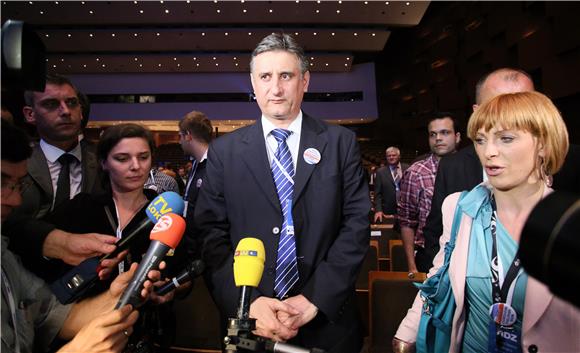 Karamarko novi predsjednik HDZ-a                                                                                                                                                                                                                