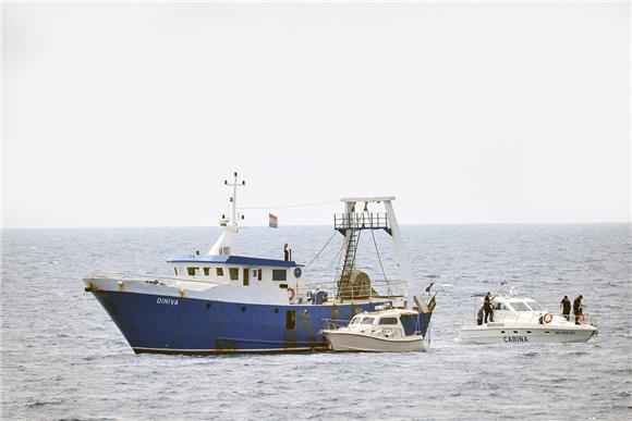 Pomorski poligon Žirje- održana pokazna vježba 'Jadran 2012'                                                                                                                                                                                    