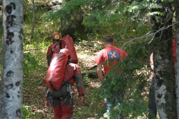 Transport unesrećenog speleologa trajat će bez prekida 10-ak sati                                                                                                                                                                               