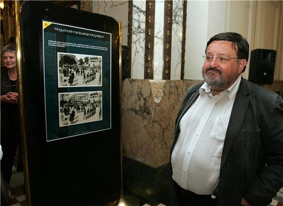 Izložba 'Fotografija dokument vremena-Pogreb Stjepana Radića kamerama zagrebačkih fotografa'                                                                                                                                                    