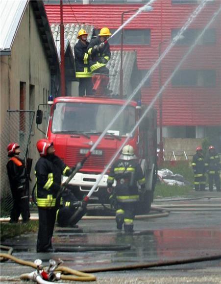 Požar u bivšoj tvornici Sljeme                                                                                                                                                                                                                  