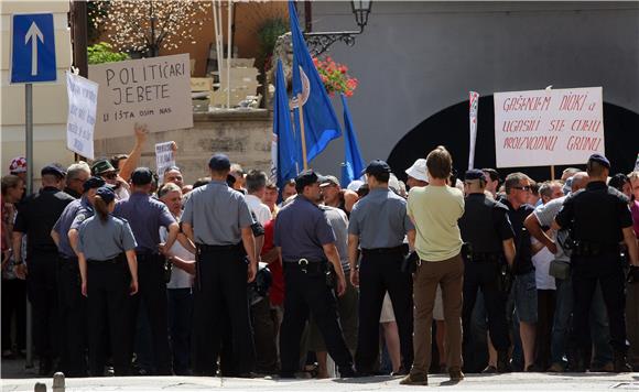 Zagreb: Prosvjed radnika Diokija                                                                                                                                                                                                                