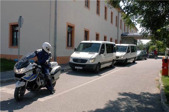 Petero teže ozlijeđenih Čeha ostaje u gospićkoj bolnici                                                                                                                                                                                         