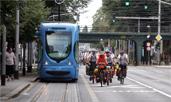 Članovi biciklističkog kluba Pedalinac krenuli na OI u London                                                                                                                                                                                   