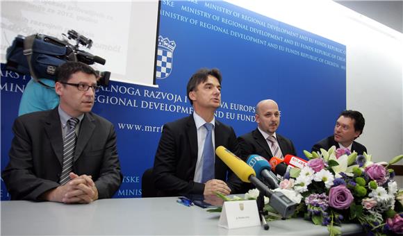 Konferencija za novinare u Ministarstvu regionalnoga razvoja i fondova Europske unije                                                                                                                                                           