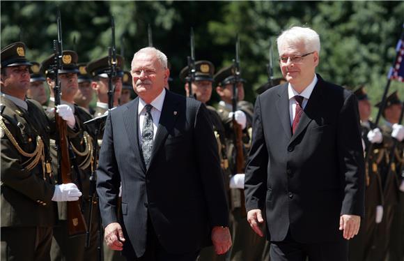 Predsjednik Josipović primio slovačkog kolegu Gašparovića                                                                                                                                                                                       