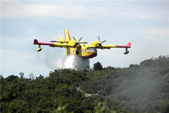 Veliki požar između Peroja i Barbarige                                                                                                                                                                                                          