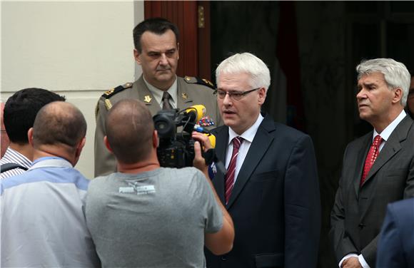 Predsjednik Josipović posthumno odlikovao Cviića i Franolića                                                                                                                                                                                    