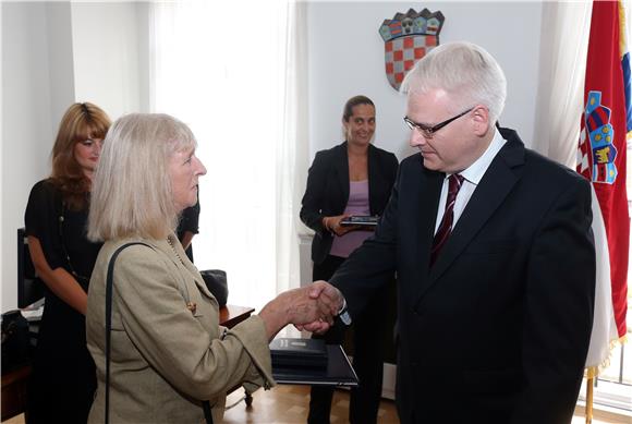 Predsjednik Josipović posthumno odlikovao Cviića i Franolića                                                                                                                                                                                    