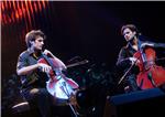 2 Cellos posebni gosti na koncertu Red Hot Chili Peppersa                                                                                                                                                                                       