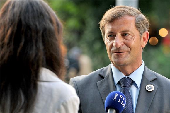 Erjavec: Nema pritisaka glede ratifikacije                                                                                                                                                                                                      