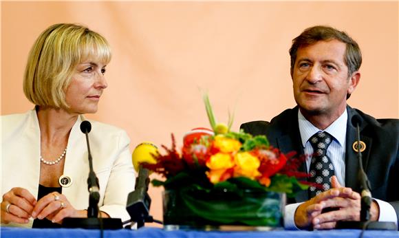 Pusić i Erjavec dogovorili drugi sastanak eksperata za Ljubljansku banku                                                                                                                                                                        