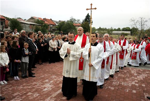 Posvečena župna crkva župe Muke Isusove u Vukomercu                                                                                                                                                                                             