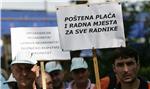 Prosvjed radnika RVR-a zbog neisplate plaća                                                                                                                                                                                                     