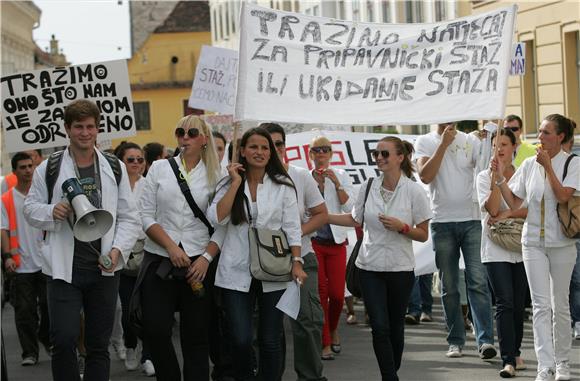 Prosvjed studenata zdravstvenih studija                                                                                                                                                                                                         