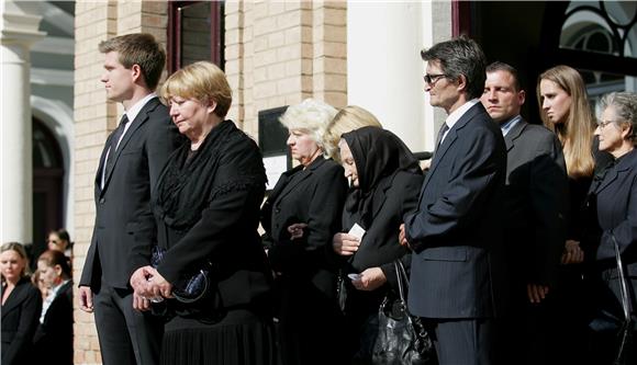 Na Mirogoju počela ceremonija posljednjeg ispraća Borisa Šprema                                                                                                                                                                                 