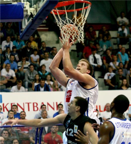 Utakmica 3. kola regionalne košarkaške ABA lige: Cibona - Partizan                                                                                                                                                                              