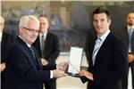 Predsjednik Josipović odlikovao osvajače medalja s Olimpijskih i Paraolimpijskih igara u Londonu                                                                                                                                                