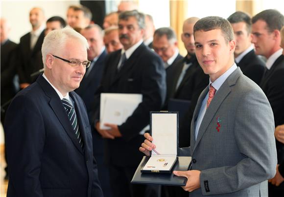 Predsjednik Josipović odlikovao osvajače medalja s Olimpijskih i Paraolimpijskih igara u Londonu                                                                                                                                                