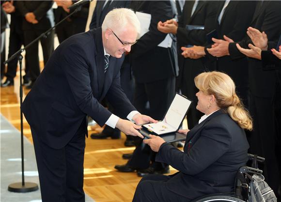 Predsjednik Josipović odlikovao osvajače medalja s Olimpijskih i Paraolimpijskih igara u Londonu                                                                                                                                                