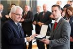 Predsjednik Josipović odlikovao osvajače medalja s Olimpijskih i Paraolimpijskih igara u Londonu                                                                                                                                                