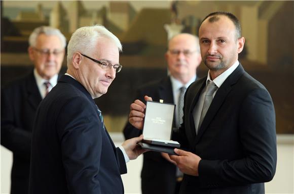 Predsjednik Josipović odlikovao osvajače medalja s Olimpijskih i Paraolimpijskih igara u Londonu                                                                                                                                                