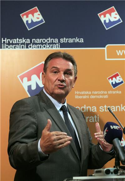 Radimir Čačić na konferenciji za medije u HNS-u                                                                                                                                                                                                 