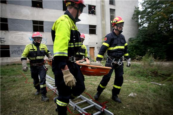 Demonstracijska vježba urbanog traganja i spašavanja unesrećenih iz ruševina                                                                                                                                                                    