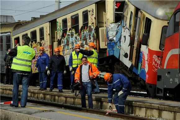 Slovenija: sudar putničkih vlakova, 18 ozlijeđenih                                                                                                                                                                                              