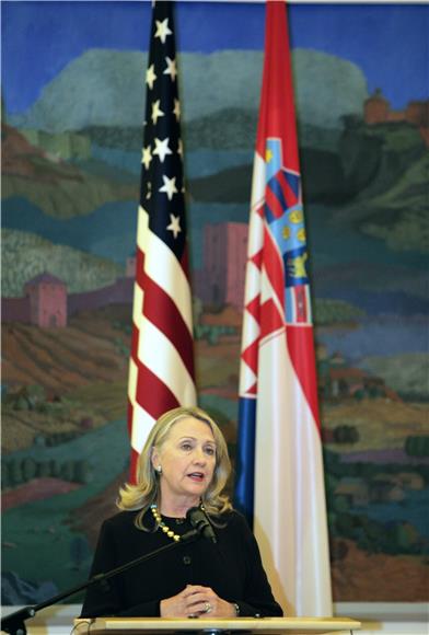 Clinton podupire ulazak Hrvatske u EU 1. srpnja 2013.                                                                                                                                                                                           