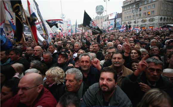 Generali Gotovina i Markač na Trgu bana Jelačića                                                                                                                                                                                                