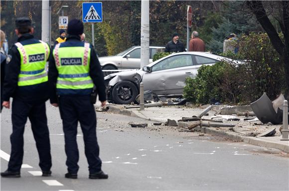 Dva pješaka poginula u naletu automobila u Zagrebu                                                                                                                                                                                              