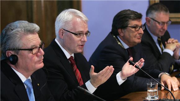 Josipović i Gauck održali predavanje na Pravnom fakultetu                                                                                                                                                                                       