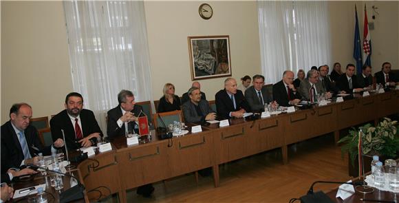 Predsjednik Sabora Josip Leko održao pozdravni govor na konferenciji RACVIAC-a                                                                                                                                                                  