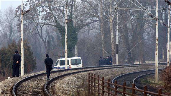 Policija, pitehničari, državno odvjetništvo na mjestu eksplozije                                                                                                                                                                                