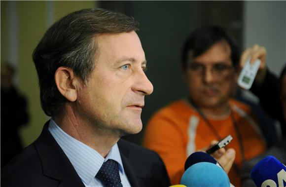 Slovenija: Erjavec protiv izmjena podneska                                                                                                                                                                                                      