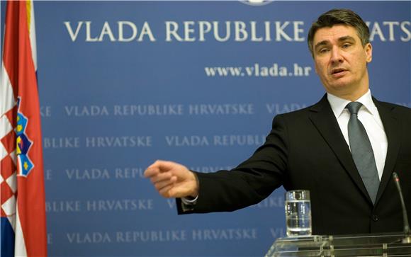 Milanović: treba dogovoriti tekst rješavanja pitanje Ljubljanske banke                                                                                                                                                                          