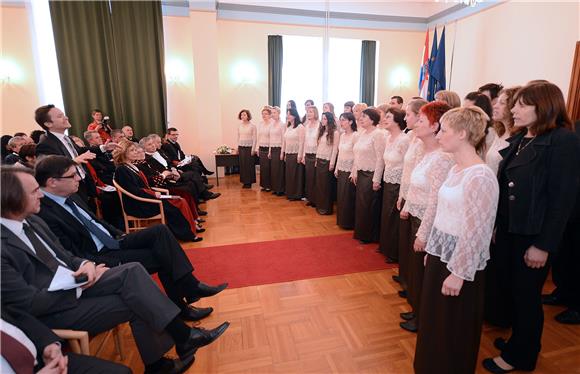 Prigodom obljetnice Sveučilišta u Zadru uručena nagrada ministru Jovanoviću                                                                                                                                                                     