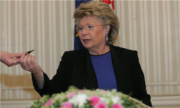 Vesna Pusić se sastala s Vivian Reding                                                                                                                                                                                                          