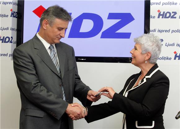 HDZ: Jadranka Kosor isključena iz stranke (kraća)                                                                                                                                                                                               