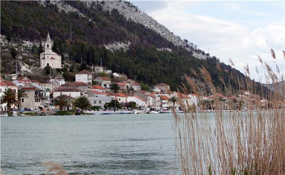 Okrugli stol "Održivo gospodarenje vodama u slivu Neretve i Trebišnjice"                                                                                                                                                                        