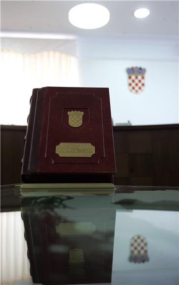 Udruga "Nastavnici organizirano" podržava ocjenu Ustavnog suda o ZO                                                                                                                                                                             