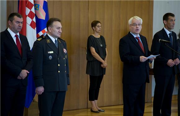 Josipović Hrvatskim vodama uručio Povelju Republike Hrvatske                                                                                                                                                                                    