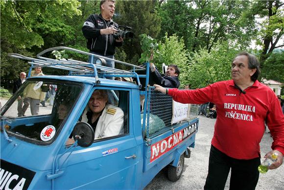 Umro Željko Malnar, "predsjednik Republike Pešćenice"                                                                                                                                                                                           