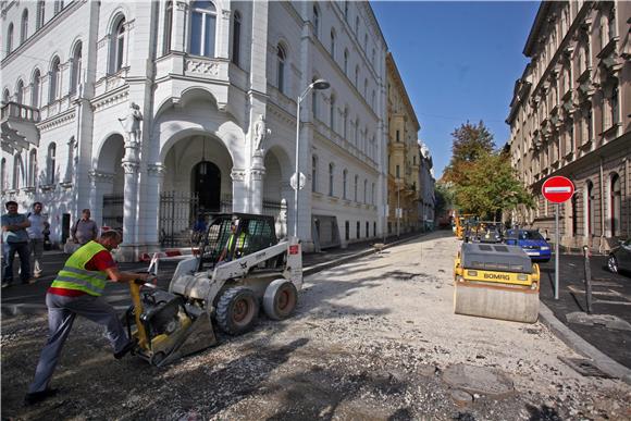 Ljetni radovi u Zagrebu; gradonačelnik Bandić obišao centar                                                                                                                                                                                     