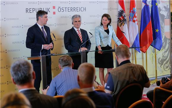 Milanović, Faymann i Bratušek najavili redovite sastanke                                                                                                                                                                                        